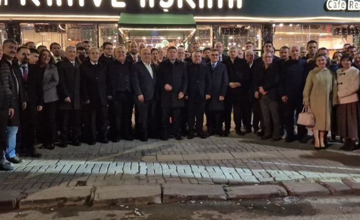 Eski Adalet Bakanı Tunç, ’’Maalesef soykırımı önleyecek, kadınların , çocukların katledilmesini engelleyecek bir sistem dünyada kurulamadı’’