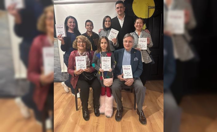 ESOGÜ Öğretim Üyesi Prof. Dr. Hikmet Hassa’dan ‘Film Şeridi Gibidir Hayat’ adlı söyleşi ve imza günü