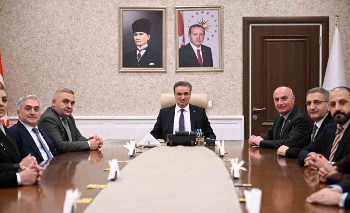 ETSO Başkanı Saim Özakalın ile ETSO yönetiminden Vali Aydın Baruş’a hayırlı olsun ziyareti