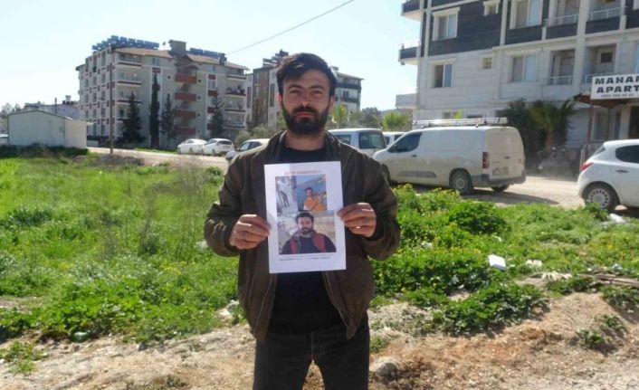 Evin penceresinden kaçarak sırra kadem basan gençten 19 gündür haber alınamıyor