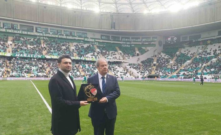 Fenerbahçe, Bursaspor ve Fatih Tekke’ye fair play ödülleri takdim edildi