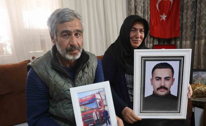 Füze saldırısında can veren genç tır şoförünün annesi: "İsrail ve Amerika kahrolsunlar, kendi ateşlerinde yansınlar"