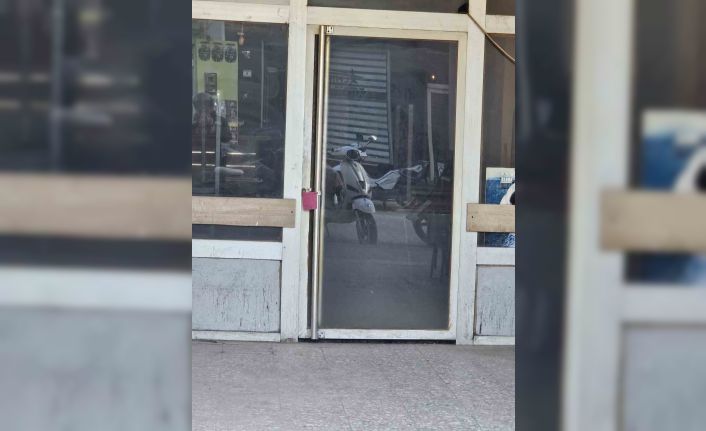 Gelibolu’da kumar oynatan işletmeye mühür, 8 kişiye ise 552 bin lira ceza