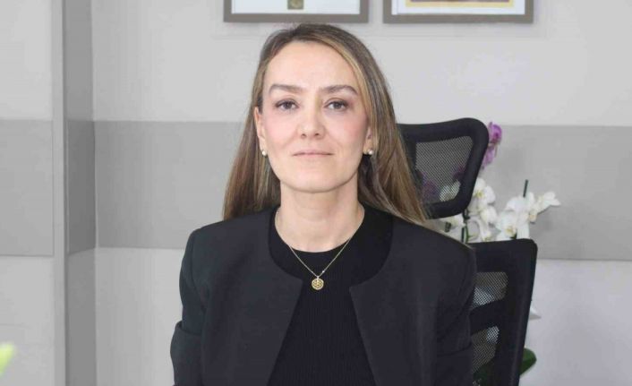 Genel Cerrahi Uzmanı Doç. Dr. Eren: "Memede ele gelen her kitle mutlaka muayene edilmelidir"