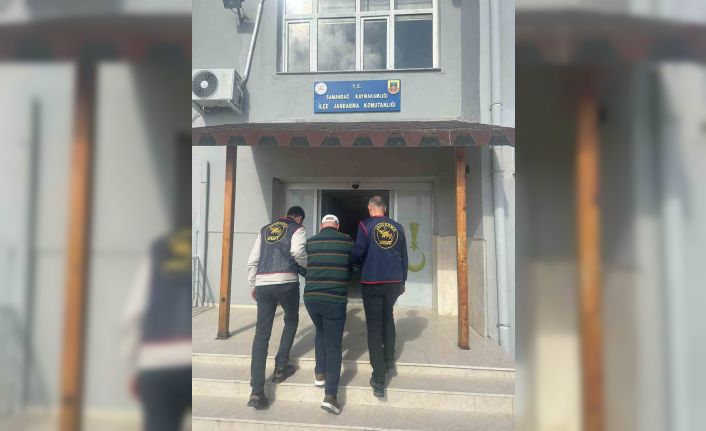 Hatay’da sahte isimle, sigortasız işlerde çalışarak  9 yıldır kaçan aranan şahıs JASAT operasyonuyla yakalandı