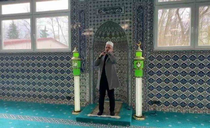 İlber Ortaylı’nın yıllar önceki vasiyeti yerine getirildi: Sesine hayran kaldığı o imam selasını okudu