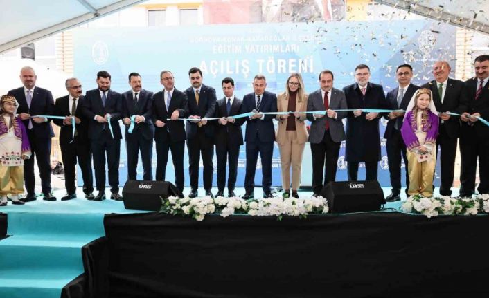 İzmir’de 1 milyar lirayı aşan yatırımla 20 yeni okul eğitime açıldı