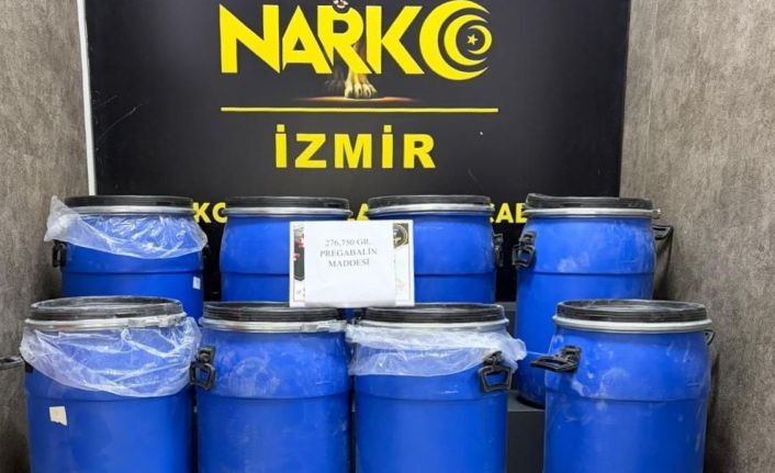 İzmir’de uyuşturucu sevkiyatına polisten operasyon