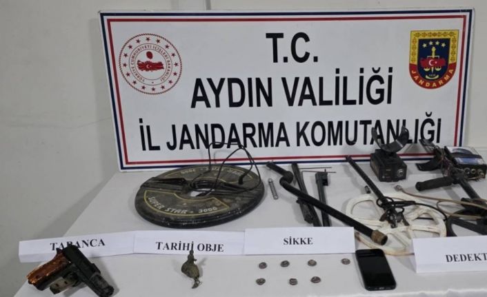 Karacasu’da tarihi eser kaçakçılığı operasyonu: "7 adet Yunan sikkesi ele geçirildi"