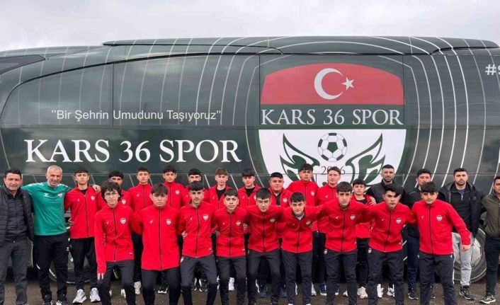 Kars 36 Spor U16 Takımı Türkiye Şampiyonası için Bingöl yolunda
