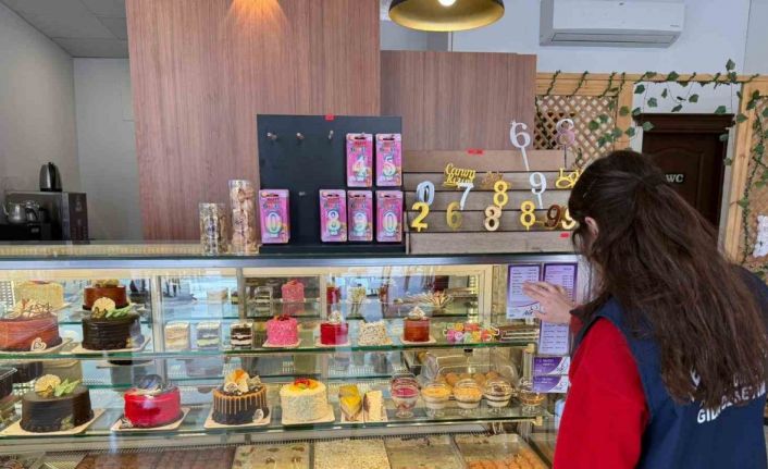 Kemer’de bayram öncesi market, fırın ve pastanelere sıkı denetim