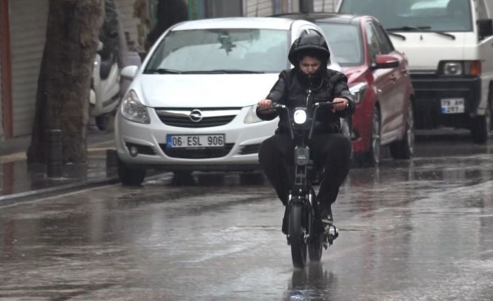 Kilis’te yağış etkili oluyor