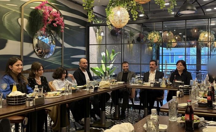 Kütahya İl Emniyet Müdürlüğü iftar sofrasını sevgi evlerinde kalan çocuklarla paylaştı