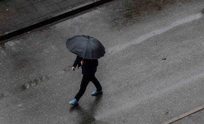 Meteoroloji uyardı: Adana’da salı hariç her gün yağış bekleniyor