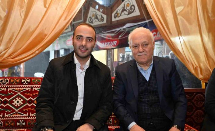 Nihat Hatipoğlu, Ramazan sohbetiyle Gaziosmanpaşa’da gönülleri buluşturdu