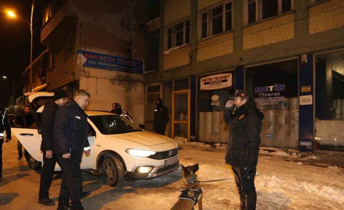 Polisten "Narko Alan" operasyonu