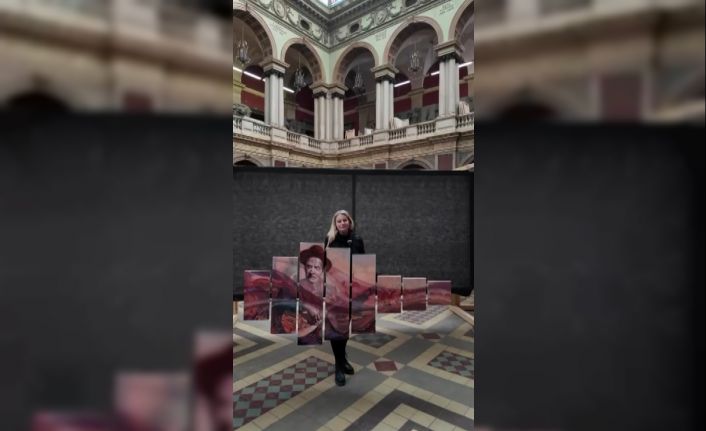 Rus ressam Kirillova’nın "Aşık Veysel Portresi" Saint Petersburg’da "Laureate" ödülüne layık görüldü