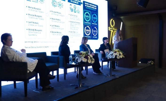 ‘Sağlığa Yön Veren Kadınlar’ panelinde bilim ve mühendislikte kadının gücü konuşuldu