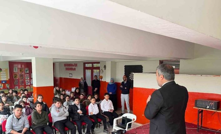 Seyitgazi’de "Cami ve Hayat" konulu Değerler Eğitimi seminerleri devam ediyor