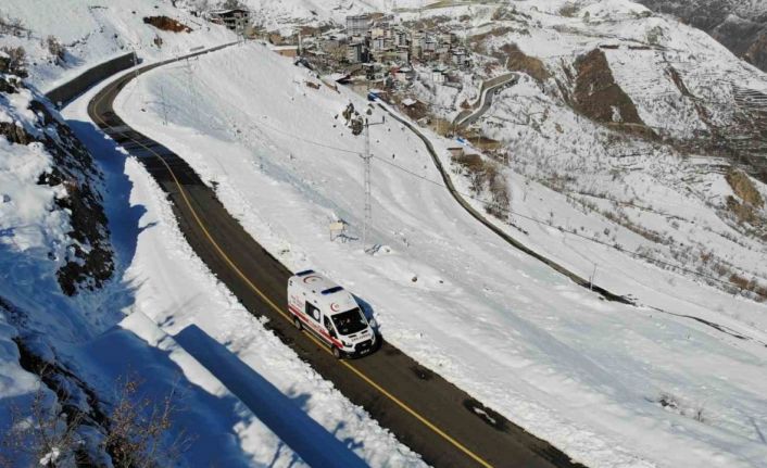 Siirt’in tek kadın ambulans şoförü zorlu coğrafyada hayat kurtarıyor