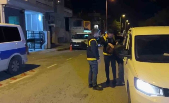 Sopayla sürücünün üzerine yürüyen taksiciye 201 bin lira ceza ve tutuklama