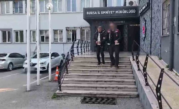 Sosyal medyadan yardım toplayıp, yardım paralarını kendisi alan sosyal medya fenomeni tutuklandı