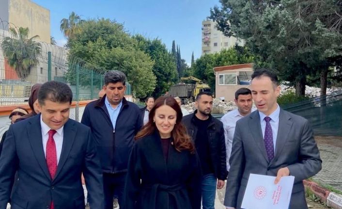 Tarsus’a 2 bin 500 kişilik spor salonu ve yüzme havuzu müjdesi