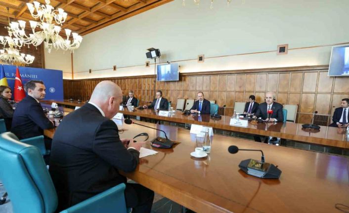 TBMM Başkanı Kurtulmuş, Romanya Başbakanı Bolojan ile görüştü