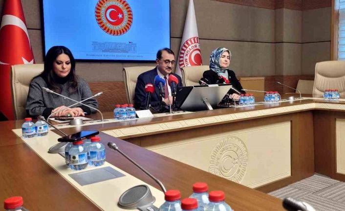 TBMM Yapay Zeka Araştırma Komisyonu Başkanı  Dönmez: "Türkiye, yapay zeka çağında edilgen bir ülke olmayacaktır"