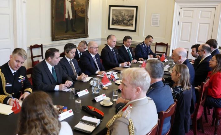 Türkiye ve İngiltere arasında Eurofighter Typhoon Projesi kapsamında uçakların idame ve işletmesine yönelik teknik ve lojistik destek sözleşmesi imzalandı