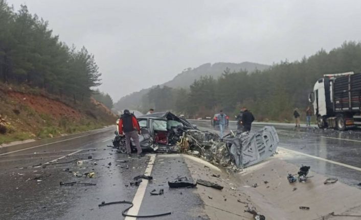 Yatağan-Milas Karayolu’nda kaza: 3 yaralı