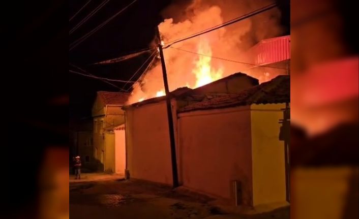 Yatağan’daki yangında yaşlı çift hayatını kaybetti