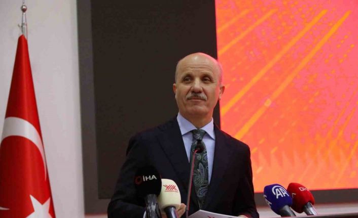 YÖK Başkanı Özvar: "Müfredatların teknoloji dönüşümüne uyumunu hızlandıracak mekanizmaları kurmayı hedefliyoruz"