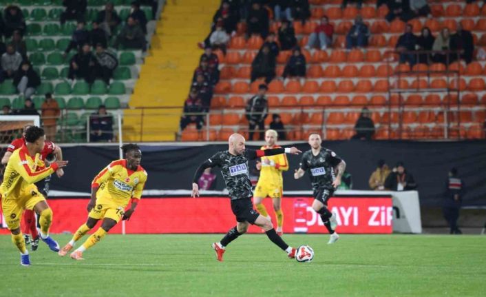 Ziraat Türkiye Kupası: Corendon Alanyaspor: 1 - Galatasaray: 2 (Maç sonucu)