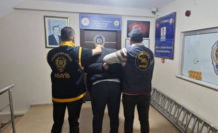 52 ayrı suçtan 33 yıl 6 ay hapis cezası bulunan firari JASAT operasyonuyla yakalandı