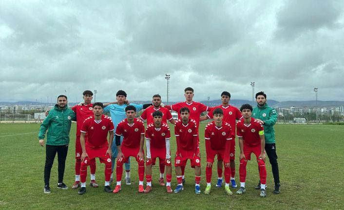 Adil Sani Konukoğlu Spor Lisesi Gençler A Kız Futbol Takımı Türkiye finallerinde