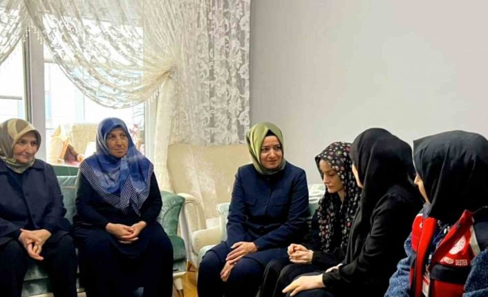 AK Parti Genel Başkan Yardımcısı Kaya, Kahramanmaraş’ta öğrencilerin aileleriyle bir araya geldi