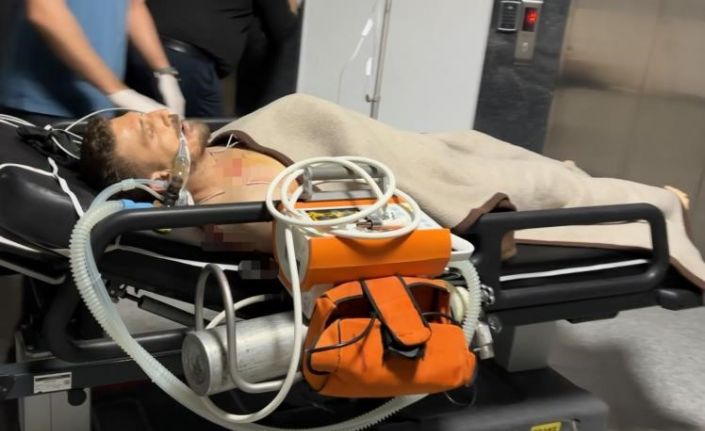 Aksaray’da 20 yaşındaki gencin, annesinin sevgilisini bıçaklayarak ağır yaraladığı adam öldü