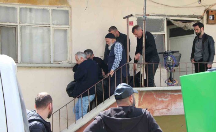 Aynı evde 11 yıl arayla ikinci soba faciası: Bu kez baba ve oğlu hayatını kaybetti