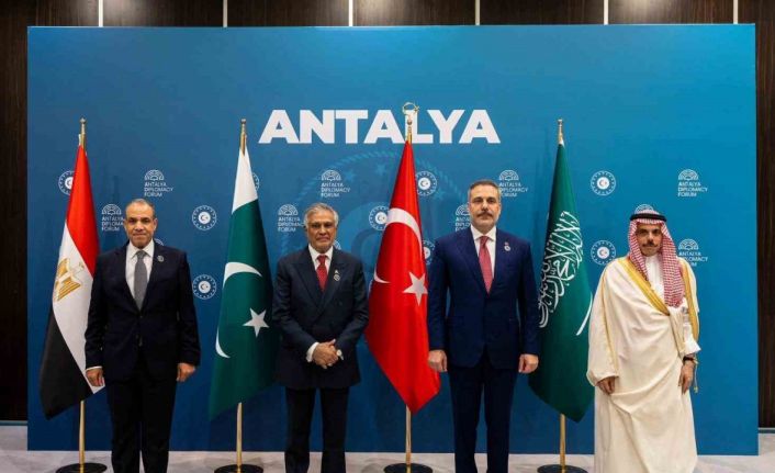 Bakan Fidan, Türkiye-Mısır-Pakistan-Suudi Arabistan Dışişleri Bakanları Toplantısı’na ev sahipliği yaptı