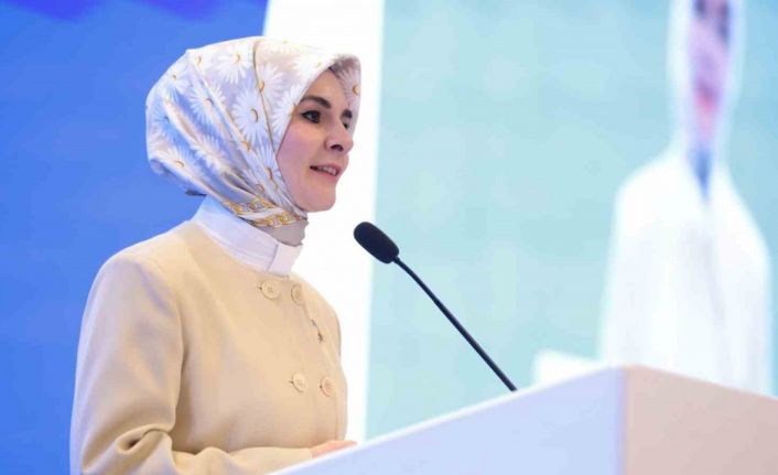 Bakan Göktaş: "Çocukların dijital dünyada güçlendirilmesine yönelik küresel iş birliğimizi ortak zeminde pekiştirdik"