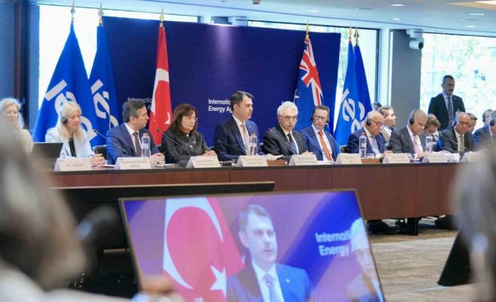 Bakan Kurum: "COP31 eylem gündemimizde enerji arzı güvenliğini önceleyen temalara özellikle yer verdik"