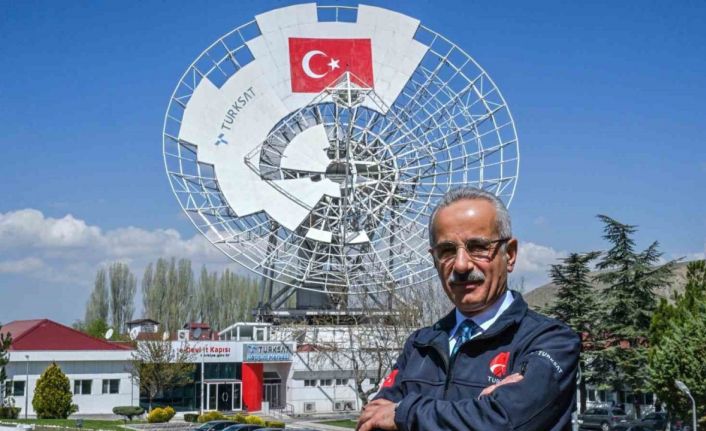 Bakan Uraloğlu: "TÜRKSAT 6A ile ülkemizi haberleşme uydusu tasarlayıp üretebilen dünyadaki 11 ülke arasına taşıdık"
