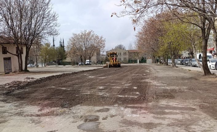 Başkan Çolakbayrakdar: "Her sokağa konfor, her mahalleye değişim getiriyoruz"