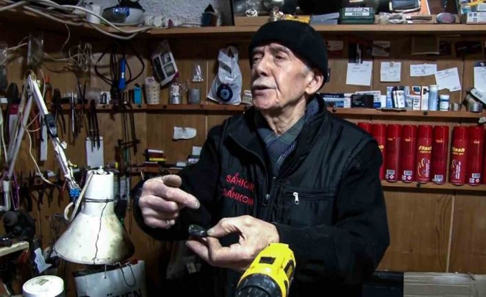 Bolulu altın ustası, 69 yıldır 20 metrekarede altına hayat veriyor