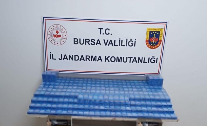 Bursa’da kaçak tütün operasyonu: On binlerce makaron ve sigara ele geçirildi