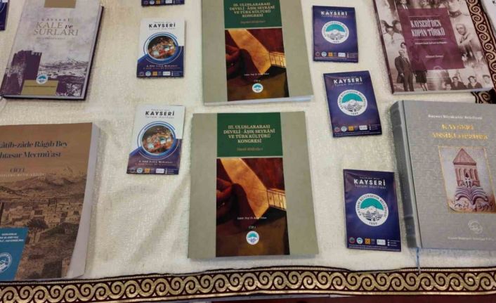 Büyükşehir’in Kültür Standı 8. Kayseri Kitap Fuarı’na renk katıyor