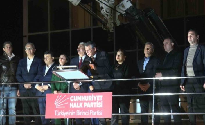 CHP Genel Başkanı Özel: "Mustafa Bozbey yargı önünde yargılansın, televizyondan canlı yayınlansın kararı millet versin Bursa versin"
