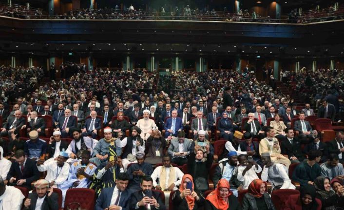 Cumhurbaşkanı Erdoğan: "Müslümanlar olarak zorlu ve sancılı bir dönemden geçiyoruz"