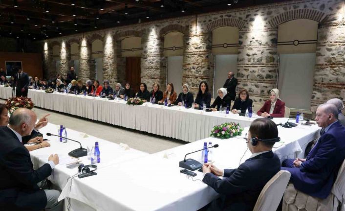 Cumhurbaşkanı Erdoğan: "Ortadoğu coğrafyası son yıllarda, gerçekten sancılı, sıkıntılı ve karanlık günler yaşıyor"